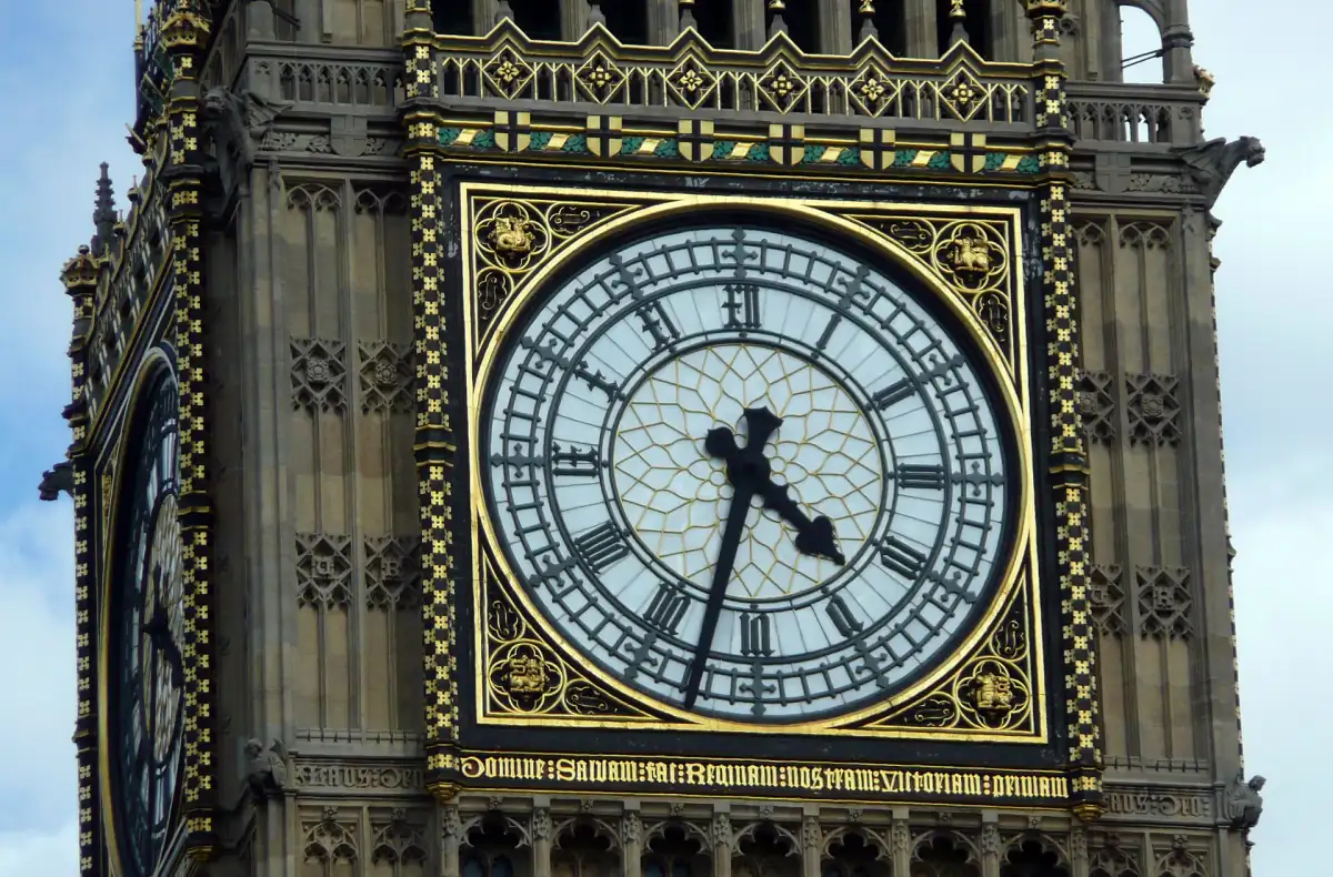 Gros plan sur un cadran de la Great Clock